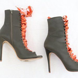 Steve Madden Fuego Olive Satin Shoe Boot